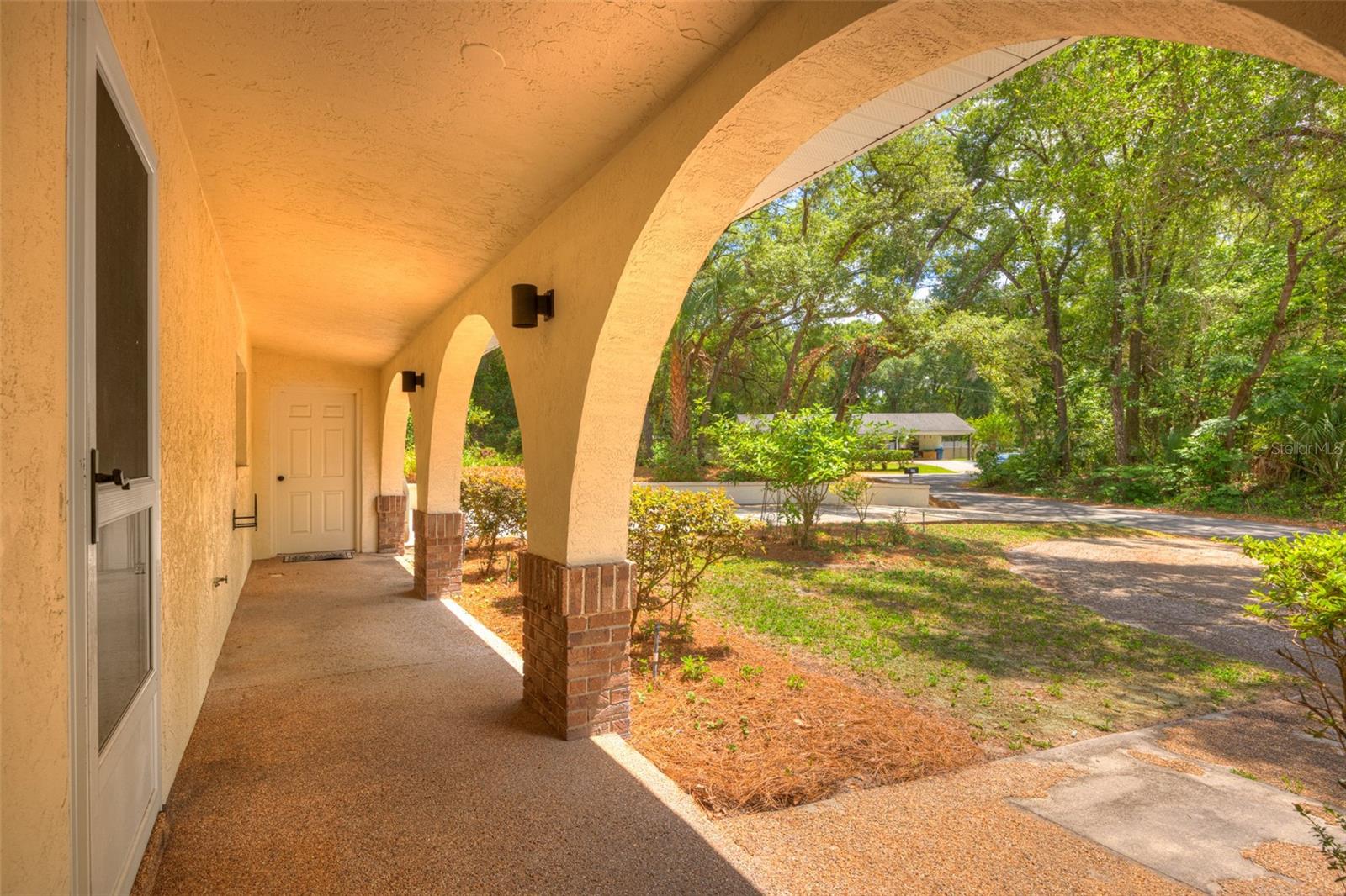 321 HUNTINGTON DRIVE