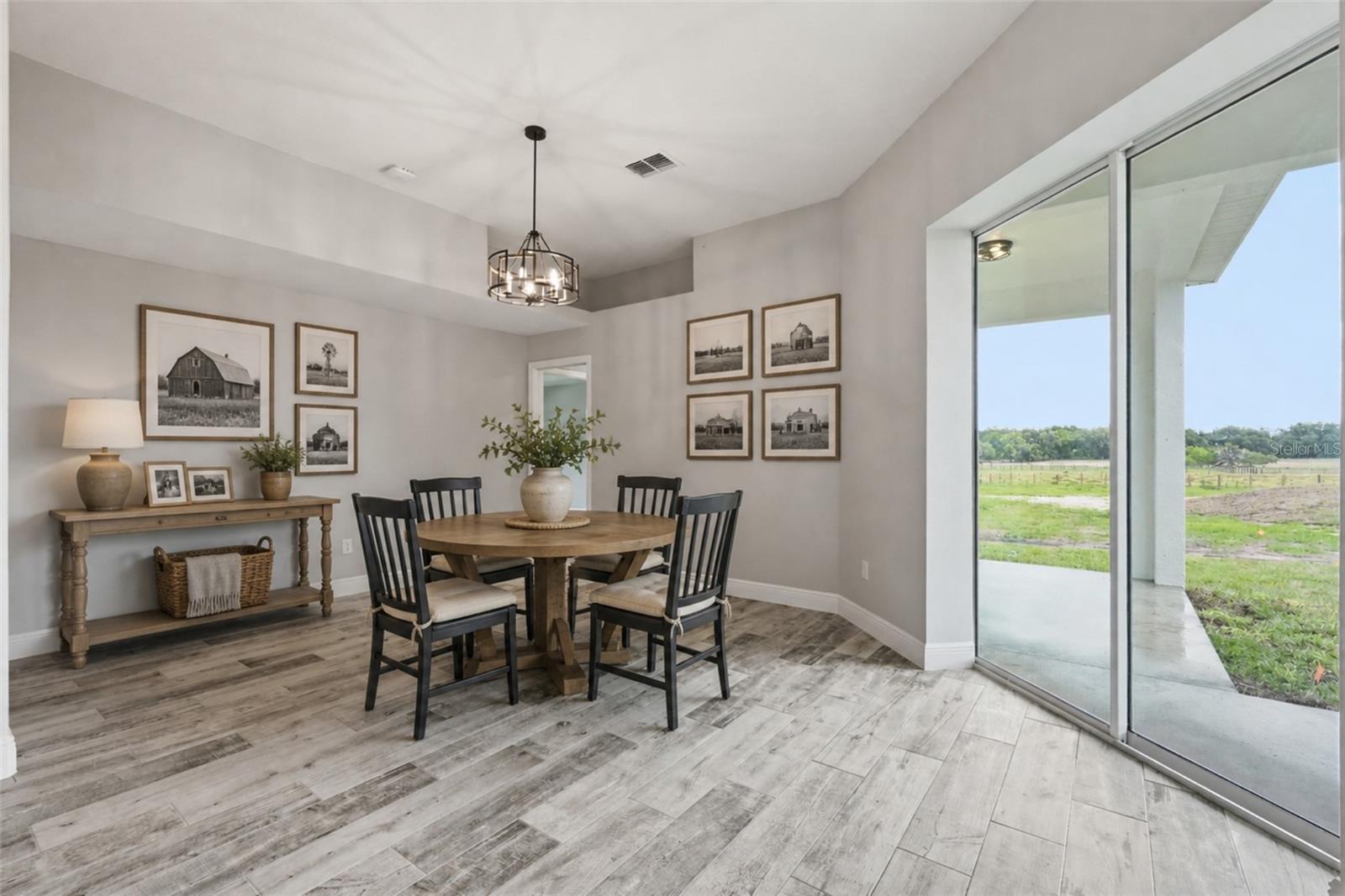GARDEN GROVE - Residential