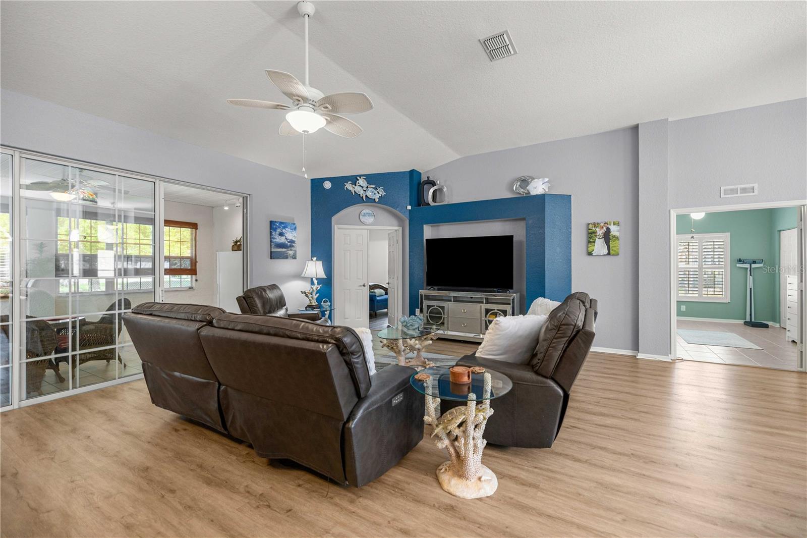 OAK RUN GOLFVIEW B - Residential