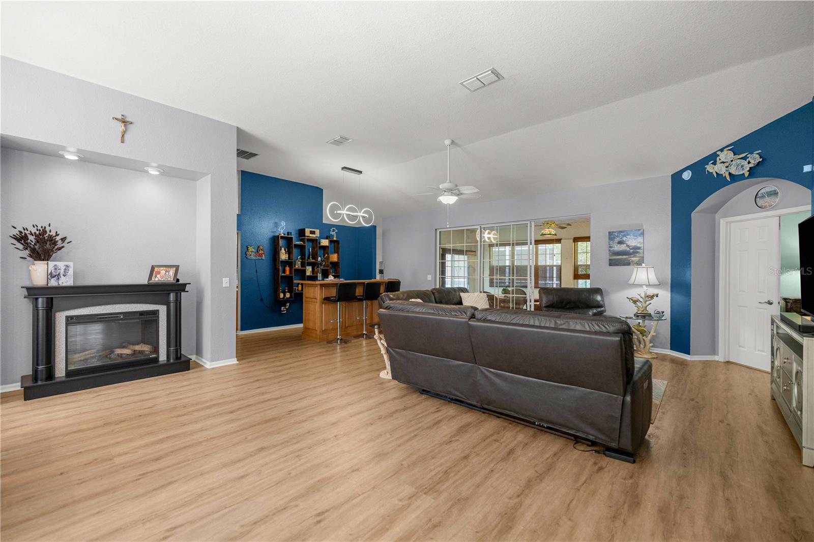 OAK RUN GOLFVIEW B - Residential