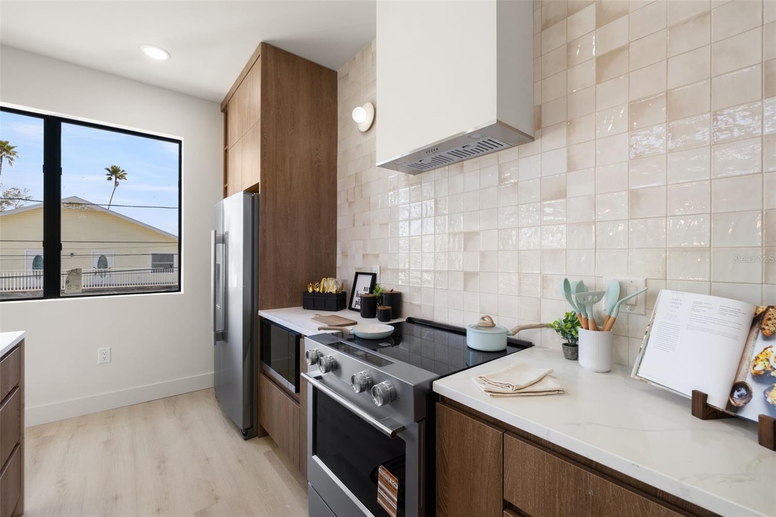 SHORE ACRES OVERLOOK SEC - Residential