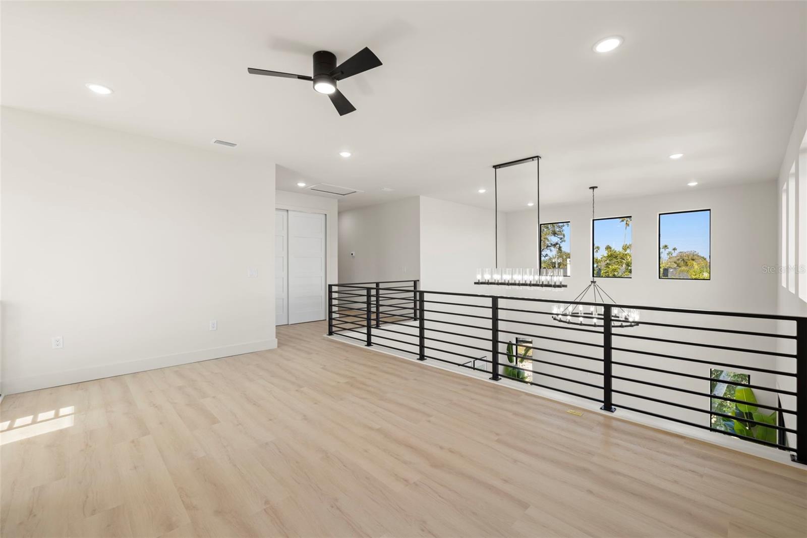SHORE ACRES OVERLOOK SEC - Residential