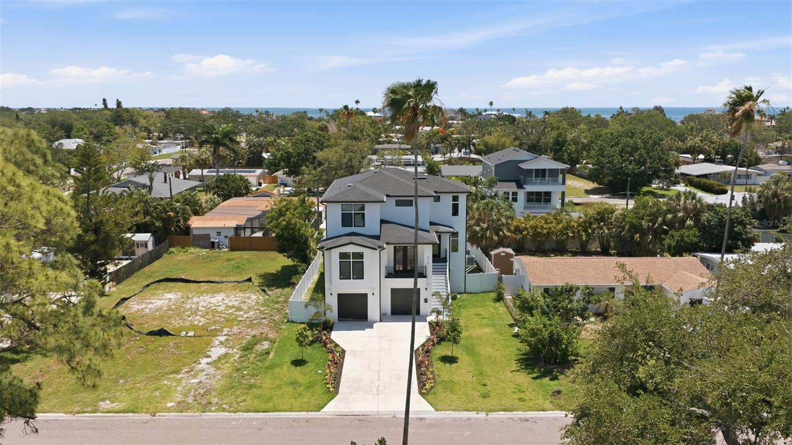 SHORE ACRES OVERLOOK SEC - Residential