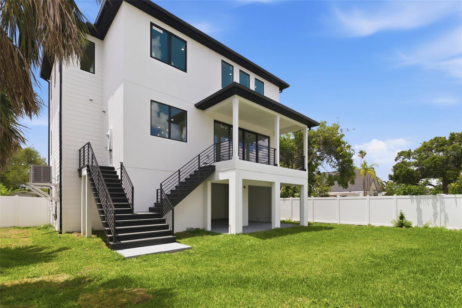 SHORE ACRES OVERLOOK SEC - Residential