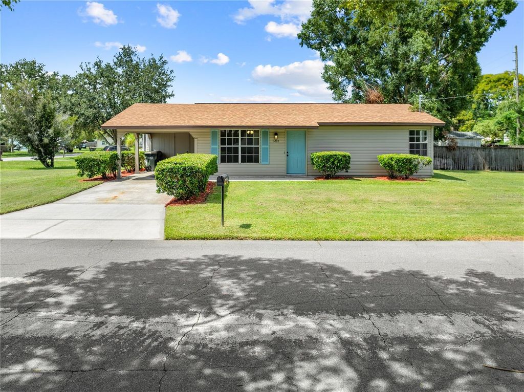 Photo of 1612 16th Street, Saint Cloud, FL 34769 (MLS # S5142577)