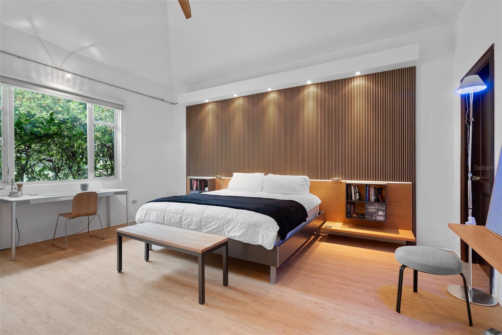 COSTA VERDE - Residential