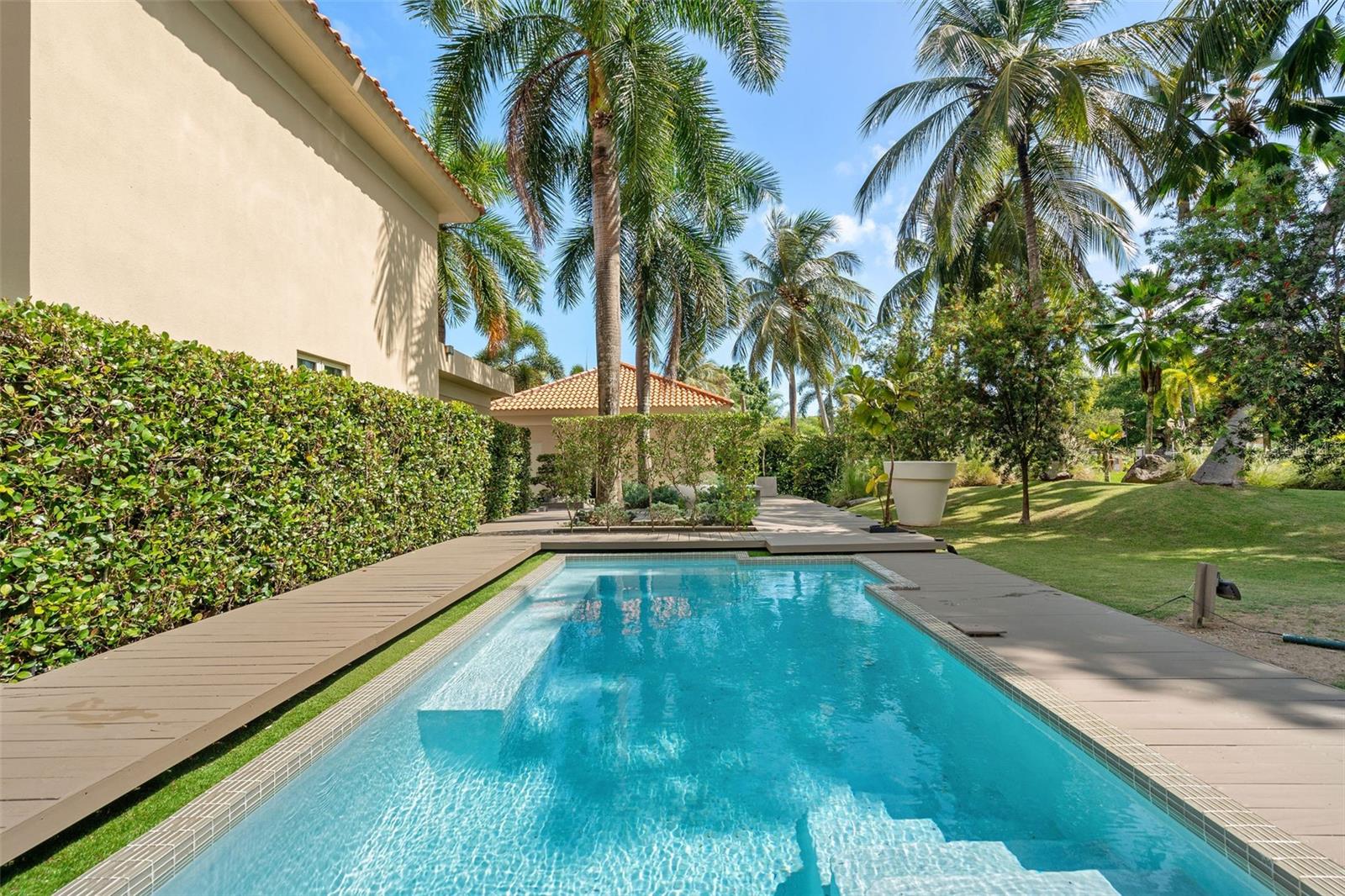 COSTA VERDE - Residential