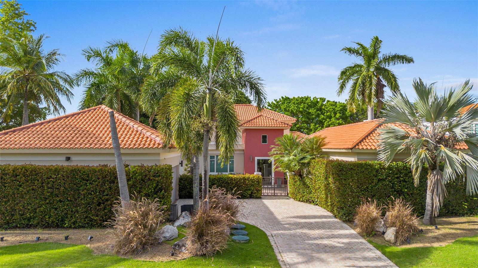 COSTA VERDE - Residential
