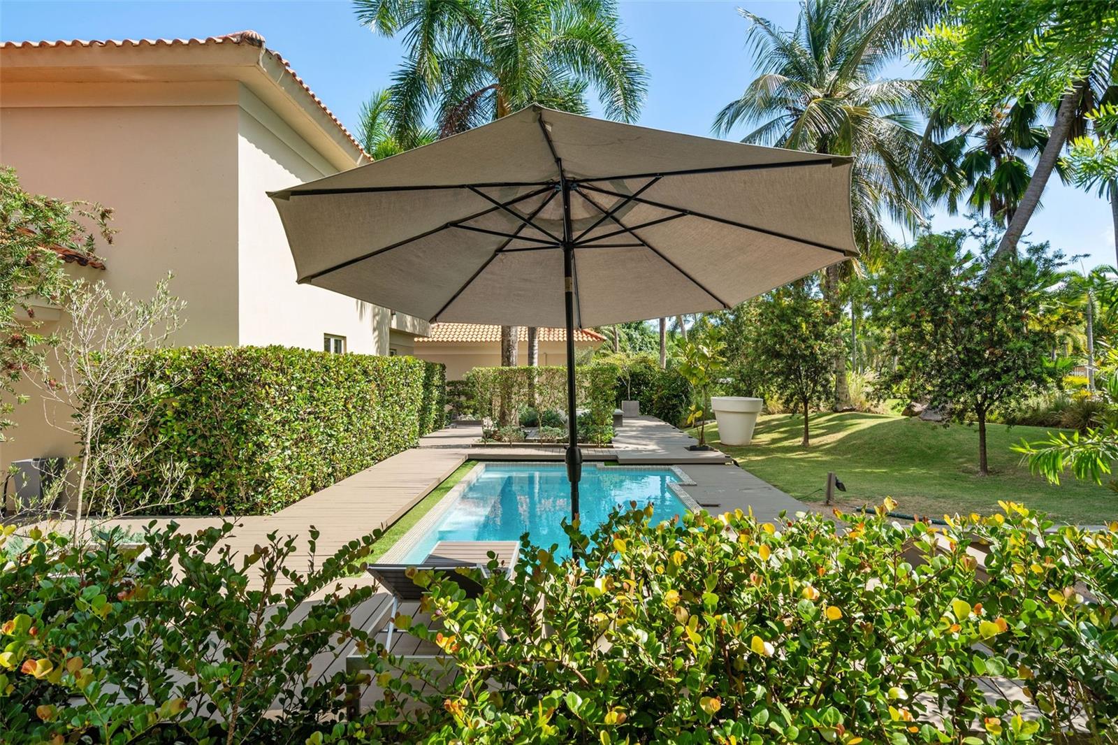COSTA VERDE - Residential