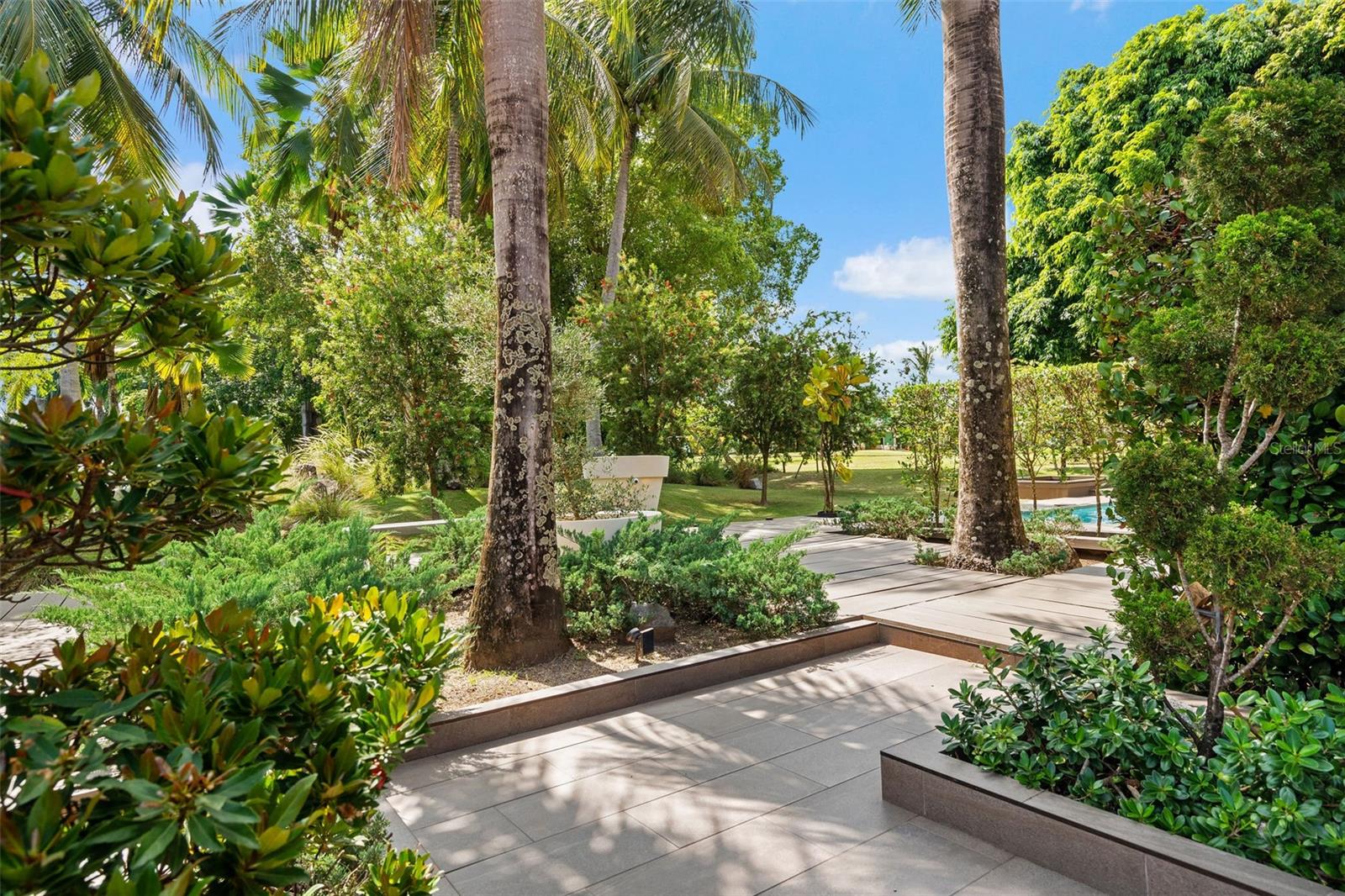 COSTA VERDE - Residential
