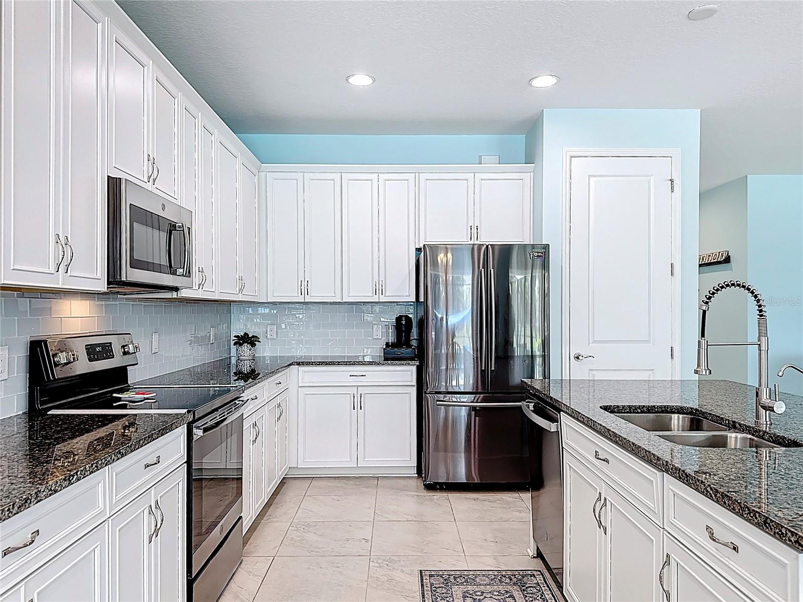 OASIS/WEST VLGS PH 1 - Residential