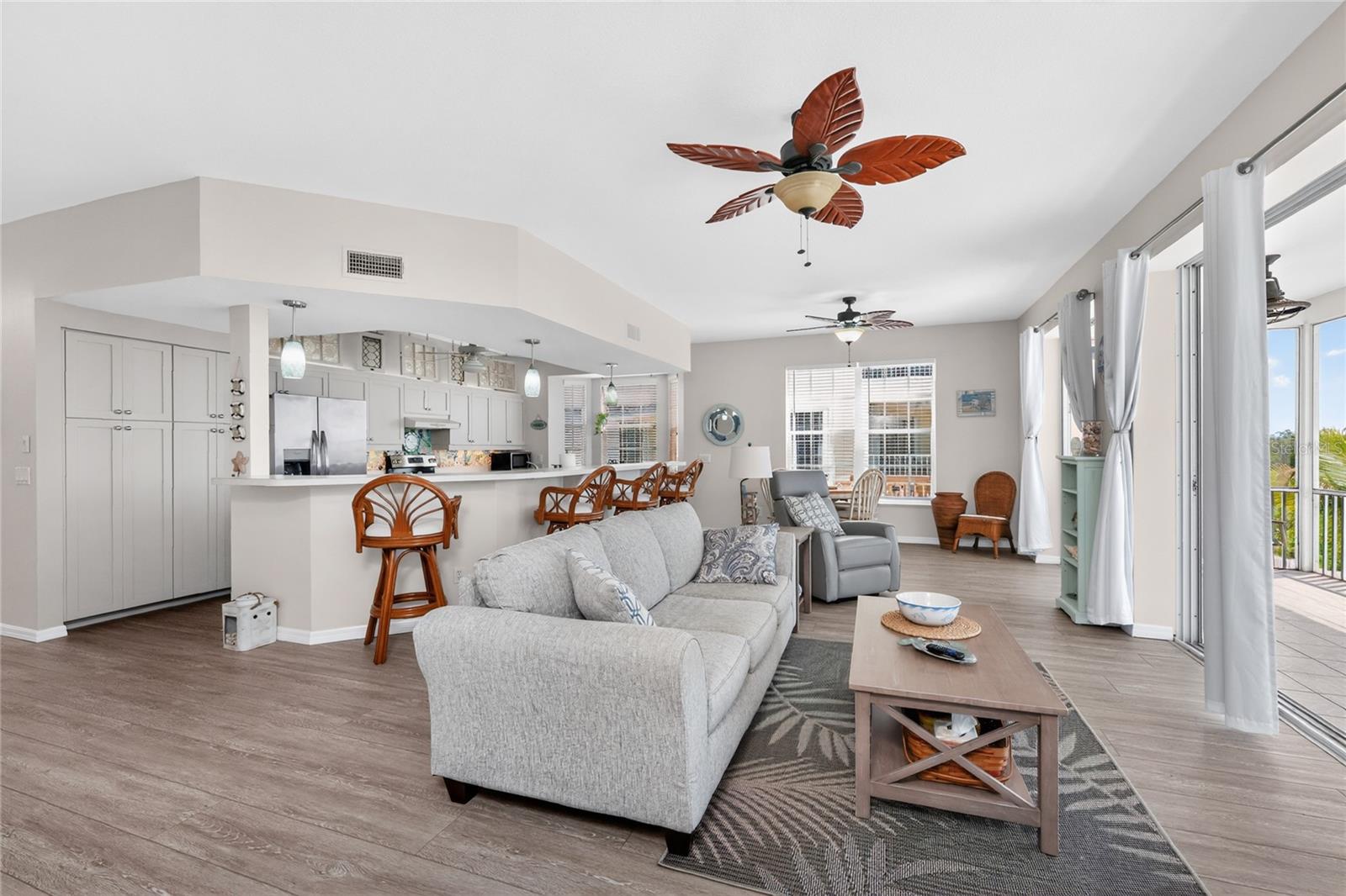 MARINER VILLAGE PH 01 BLDG 02 - Residential