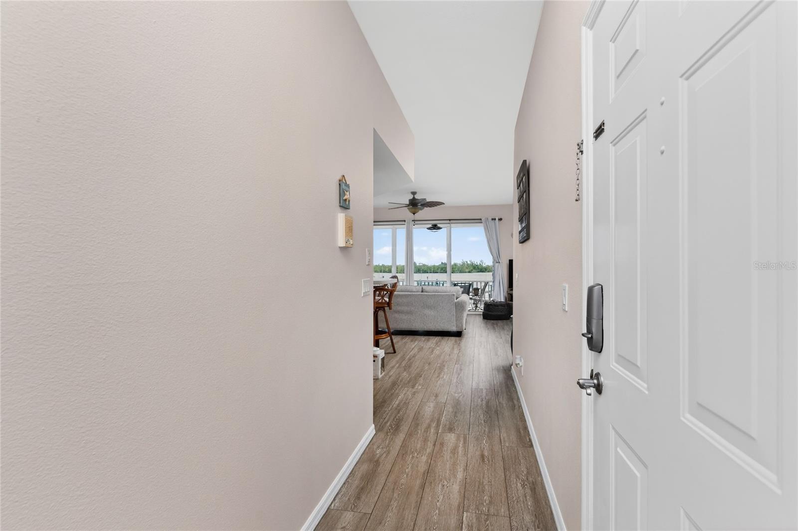 MARINER VILLAGE PH 01 BLDG 02 - Residential