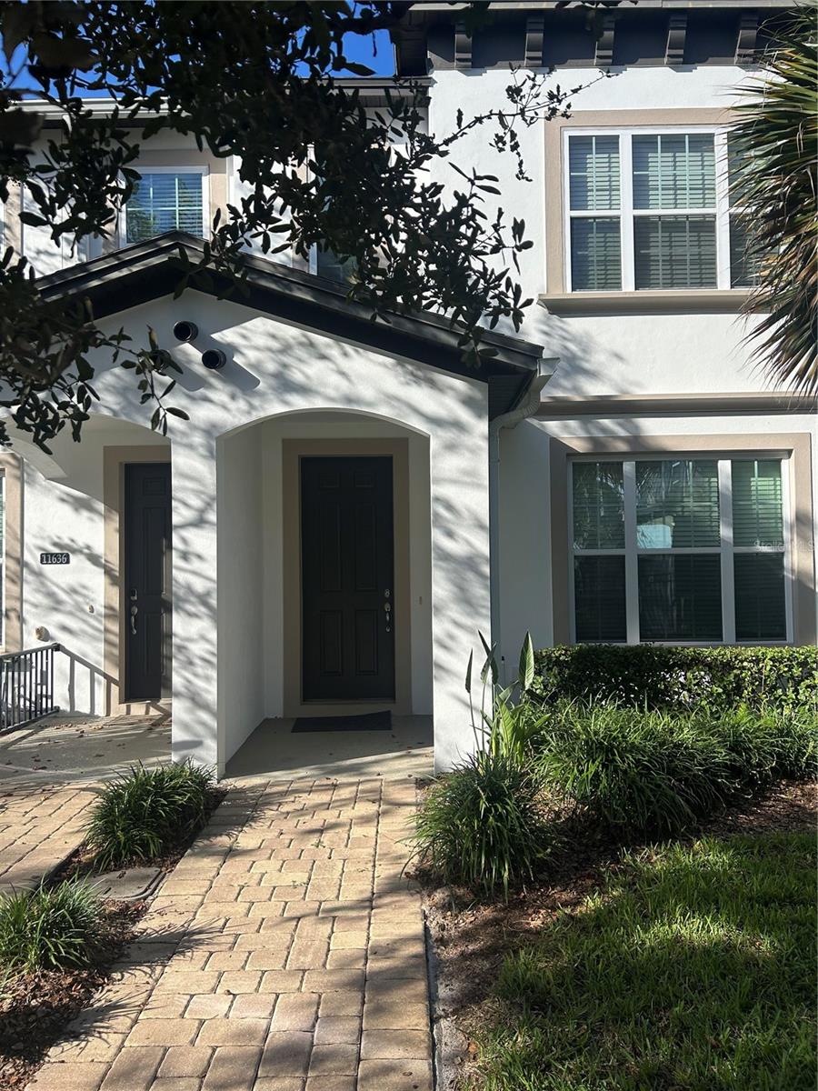 Photo of 11630 Water Run Alley, Windermere, FL 34786 (MLS # R4912207)