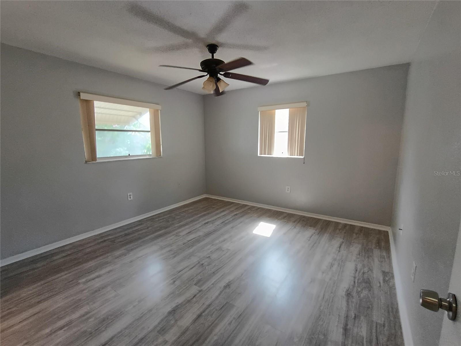 EXECUTIVE WOODS - Residential