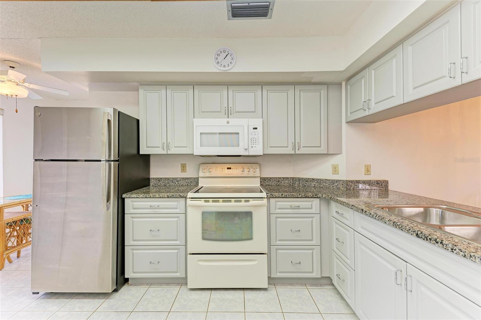 7135 27TH AVENUE W 7135