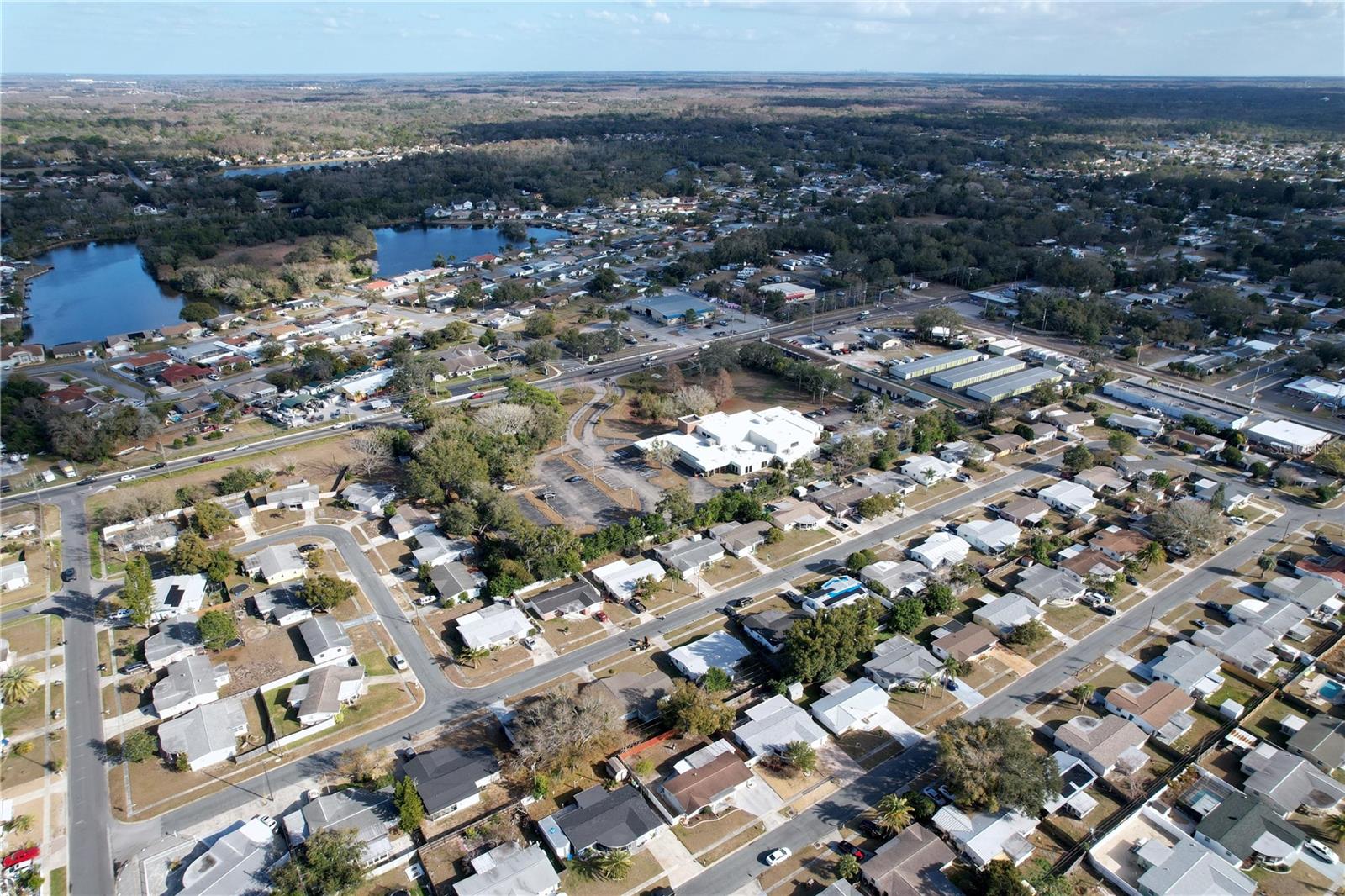 HOLIDAY GARDENS - Residential