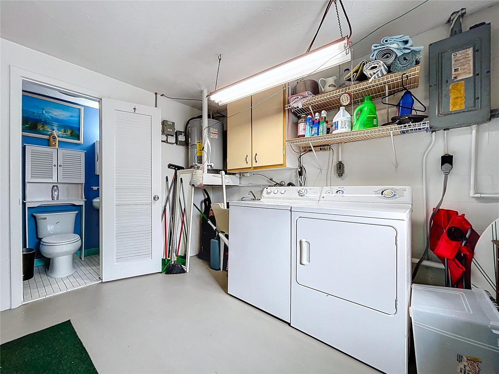 HOLIDAY GARDENS - Residential