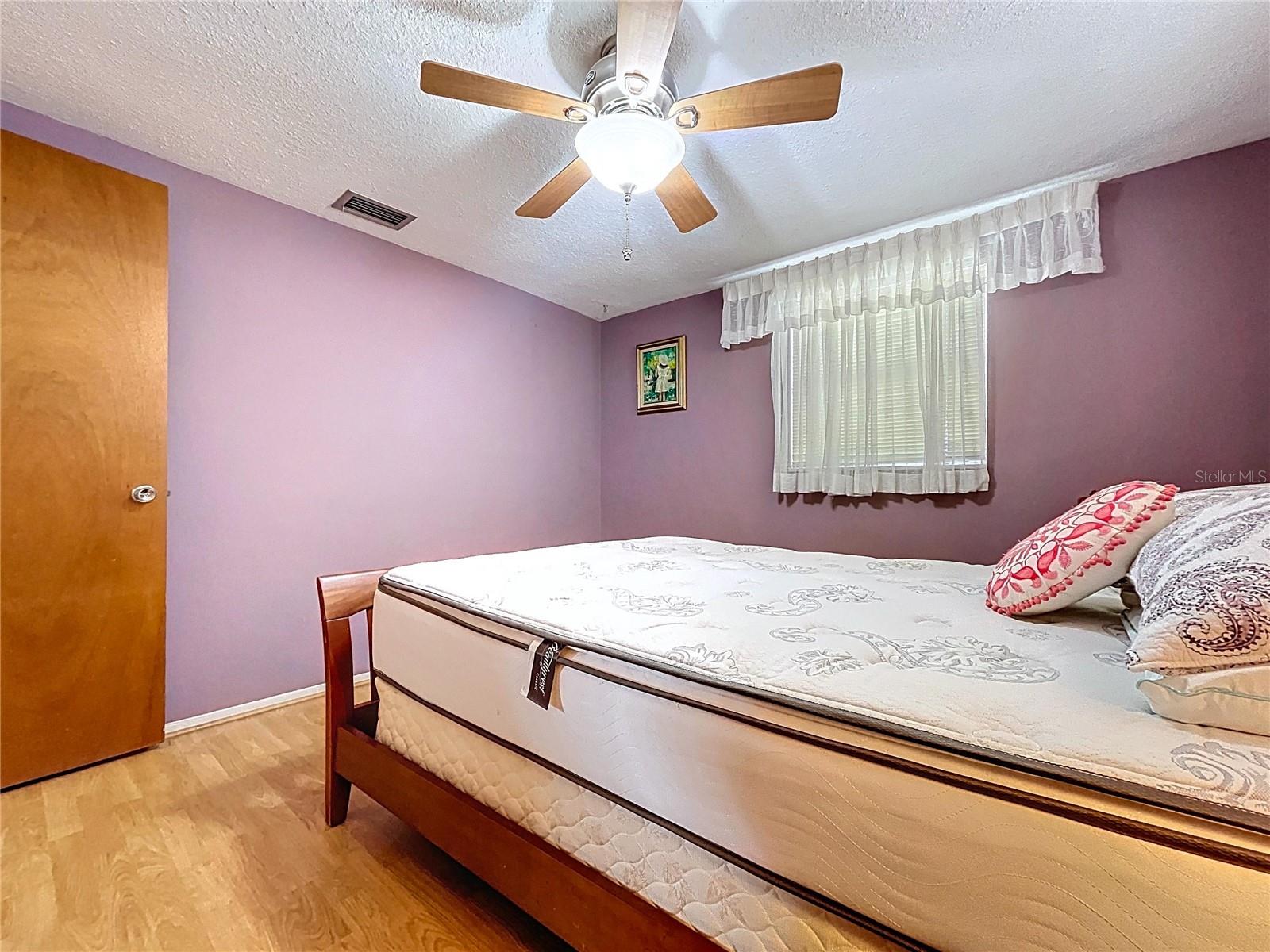 HOLIDAY GARDENS - Residential