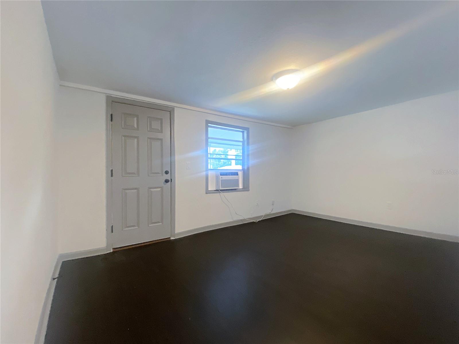 ROOSEVELT MANOR - Residential Lease