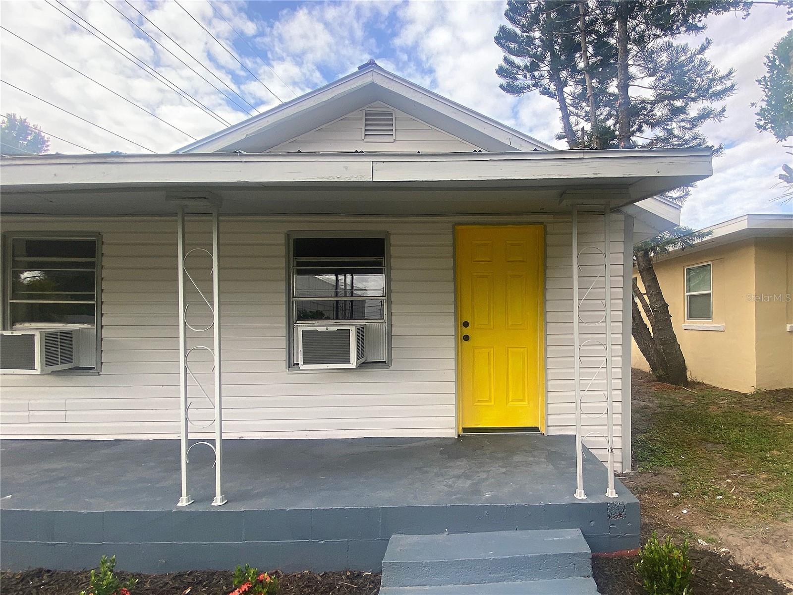 ROOSEVELT MANOR - Residential Lease