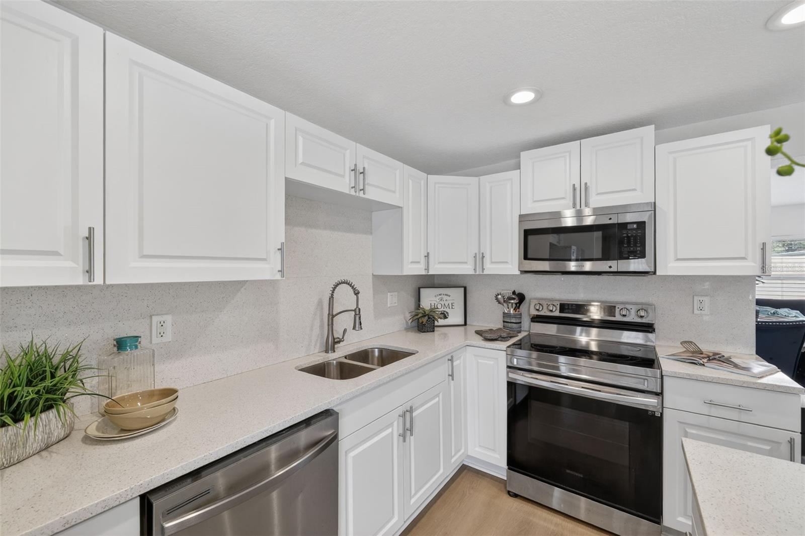 CRESTRIDGE 6TH ADD - Residential