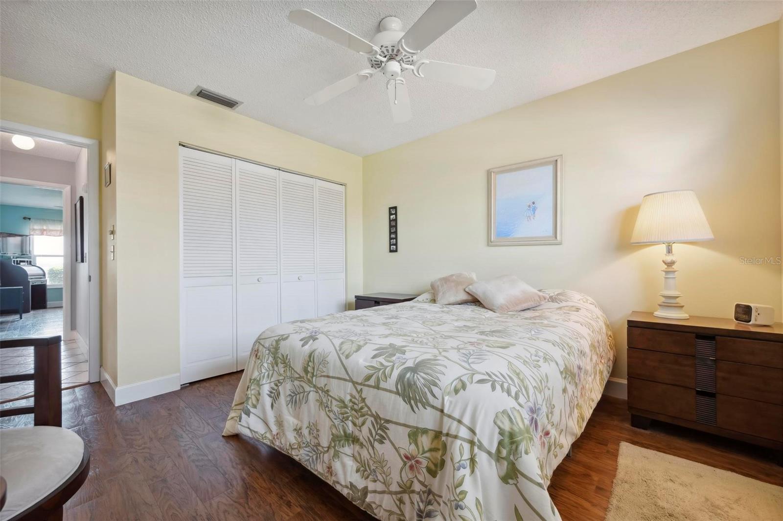 PALMA SOLA HARBOUR SEC 4 - Residential