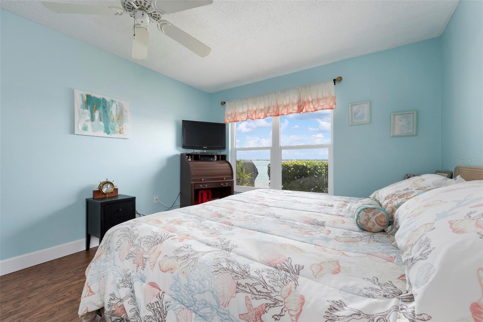 PALMA SOLA HARBOUR SEC 4 - Residential