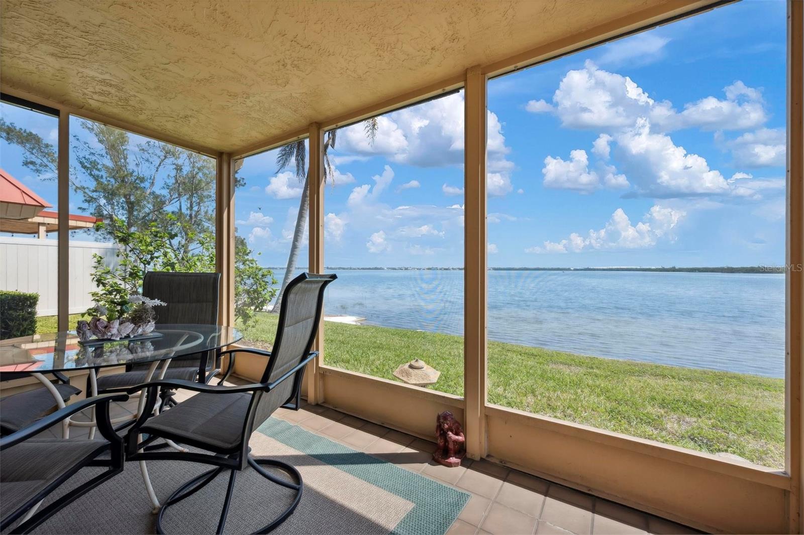 PALMA SOLA HARBOUR SEC 4 - Residential