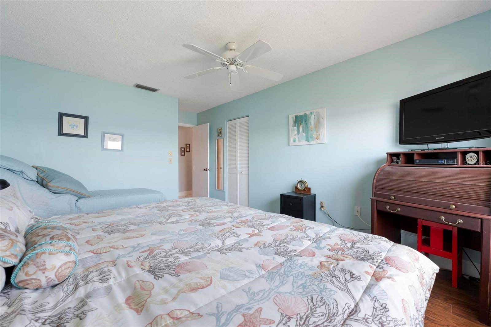 PALMA SOLA HARBOUR SEC 4 - Residential