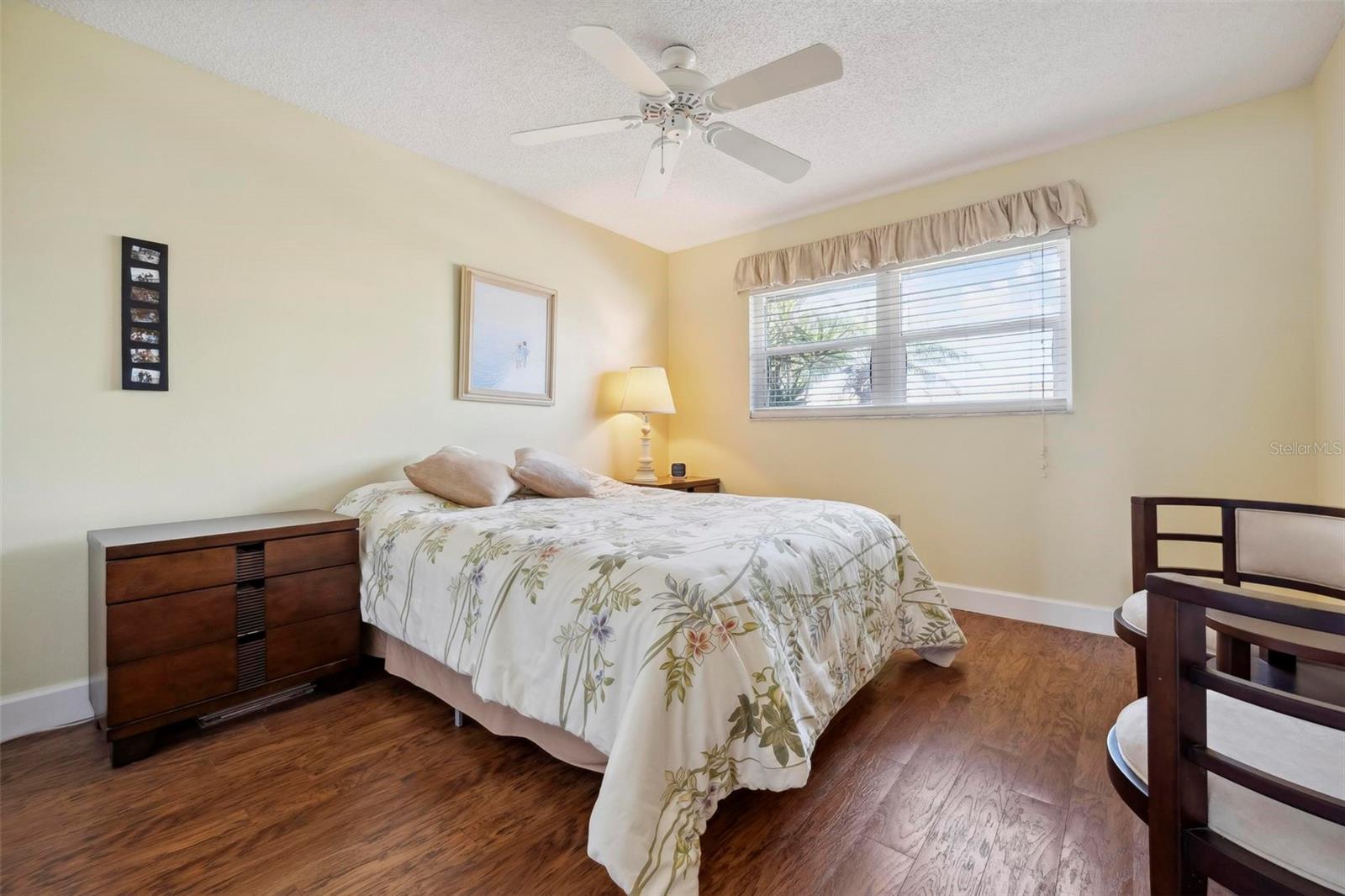 PALMA SOLA HARBOUR SEC 4 - Residential