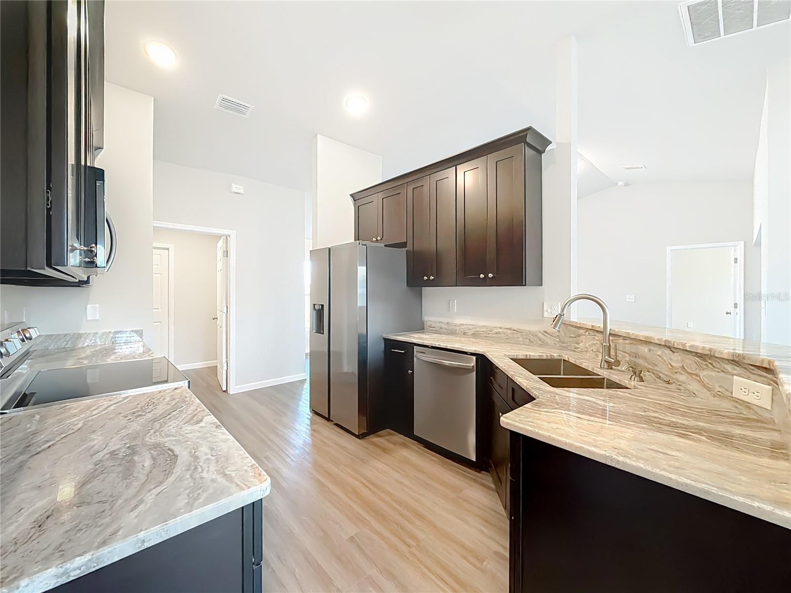 CITRUS SPGS UNIT 13 - Residential