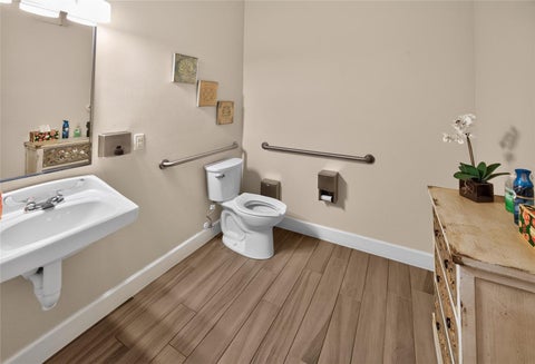 Tiny photo for 840 Highway 466, Lady Lake, FL 32159 (MLS # G5116599)