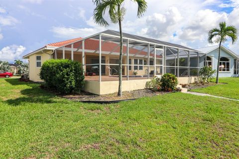 A home in PUNTA GORDA