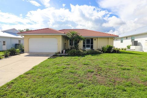 A home in PUNTA GORDA