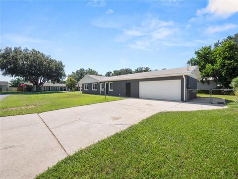 Photo of 5134 Harvard Street W, Lakeland, FL 33810 (MLS # O6293377)