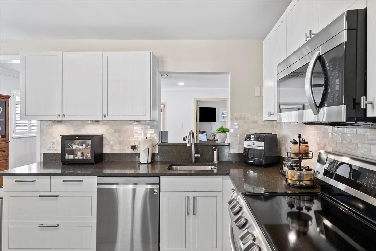 VIRGINIA TERRACE - Residential