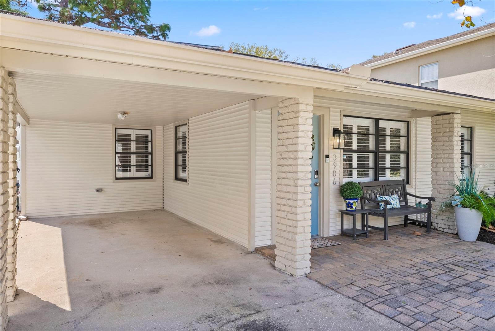 VIRGINIA TERRACE - Residential