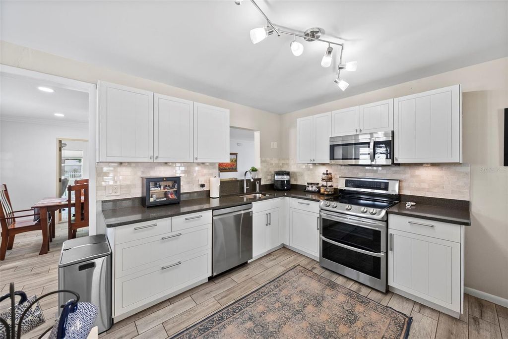 Photo of 3906 W Vasconia Street, Tampa, FL 33629 (MLS # TB8483098)