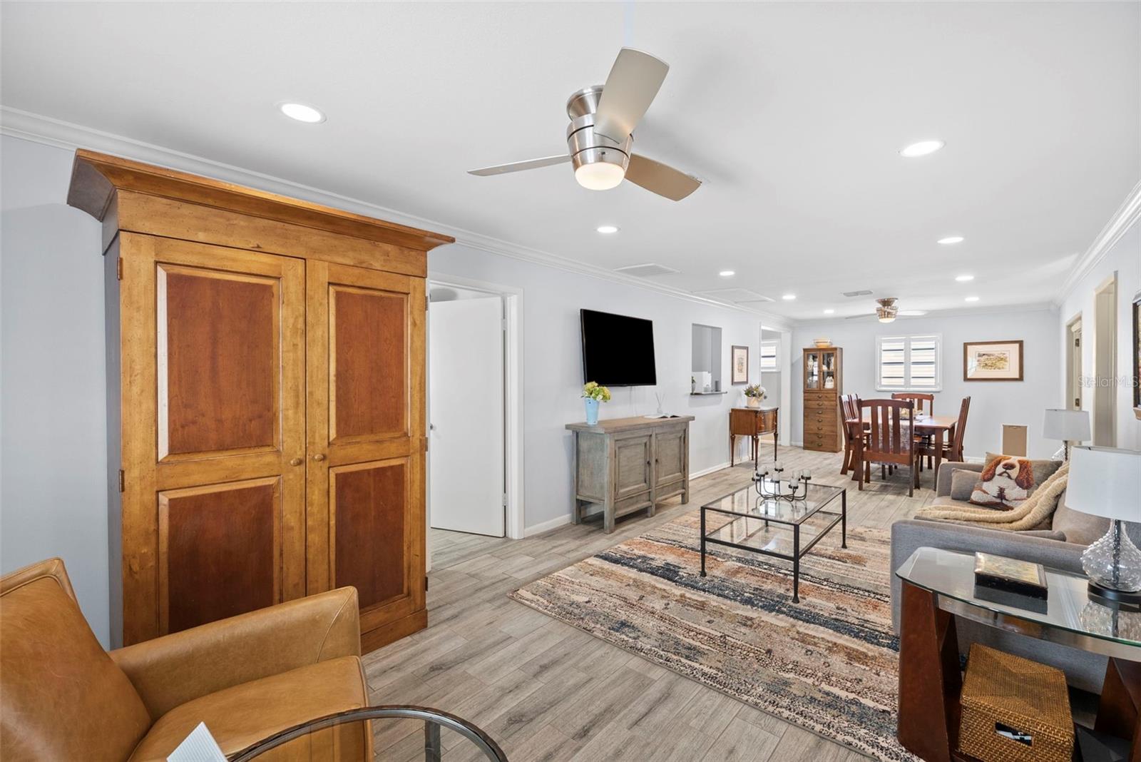 VIRGINIA TERRACE - Residential