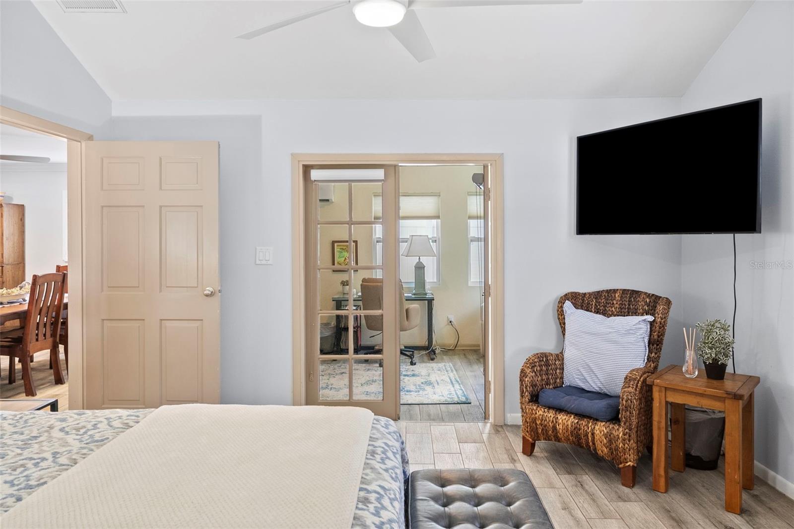 VIRGINIA TERRACE - Residential