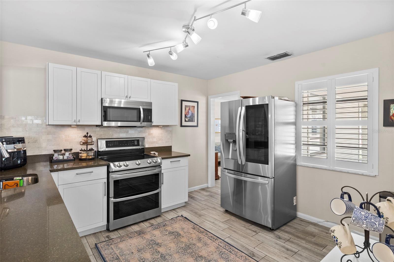 VIRGINIA TERRACE - Residential