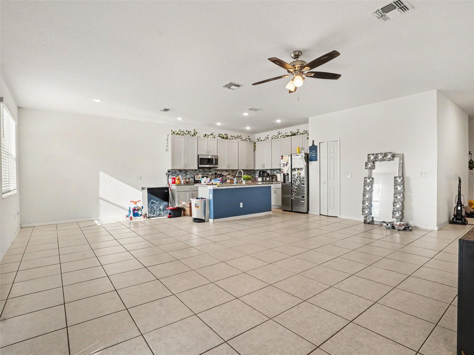 230 TARPON BAY BOULEVARD