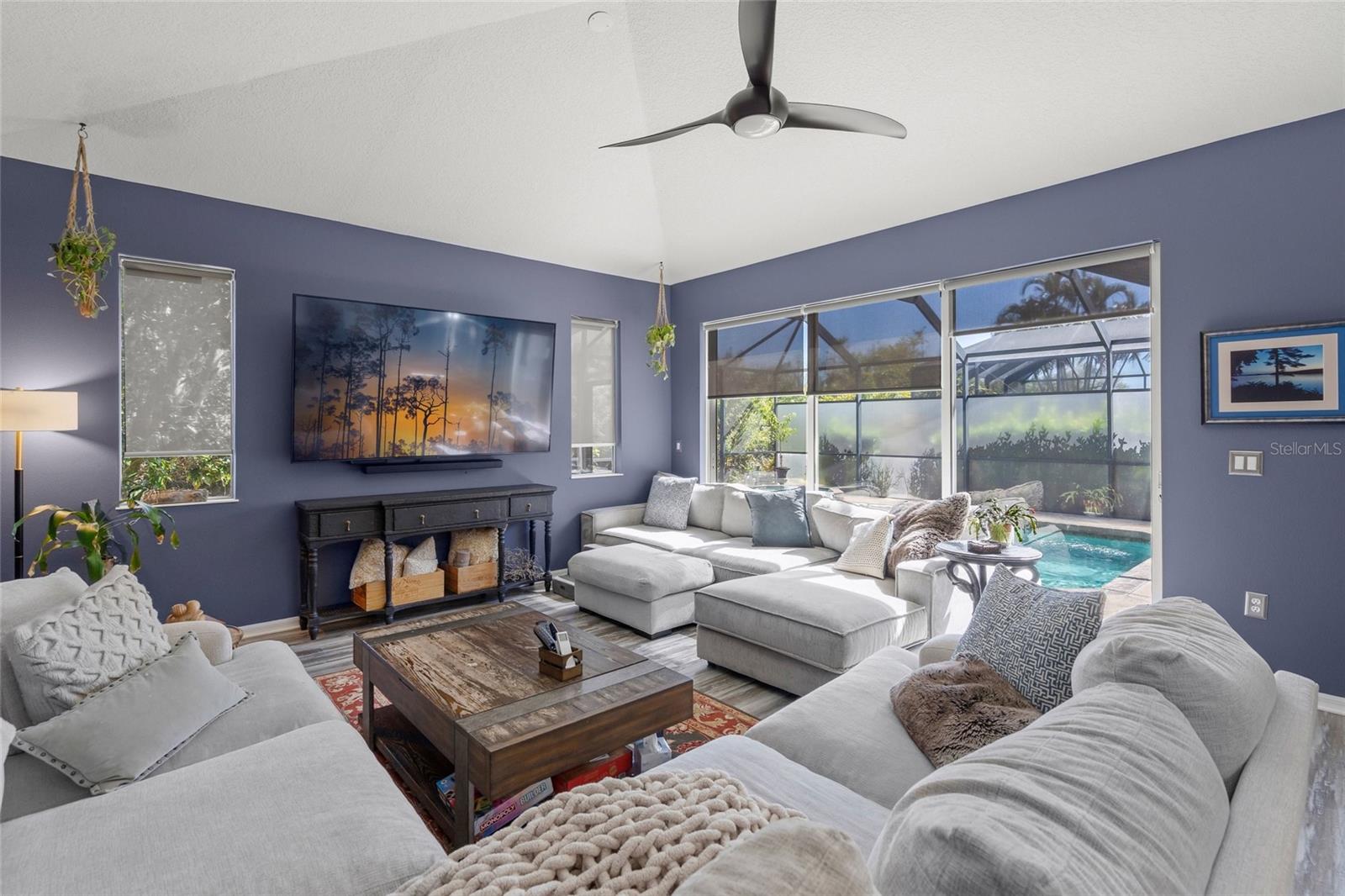 TAILFEATHER WAY AT TARA - Residential