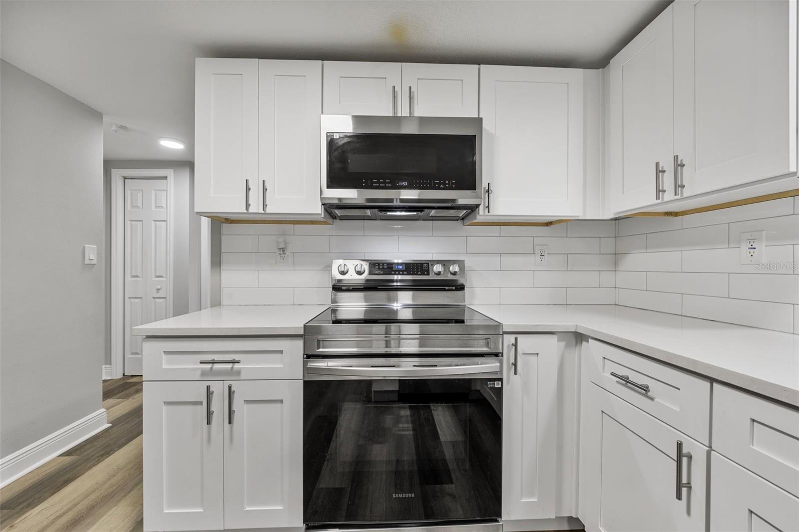 GULF COAST ESTATES - Residential