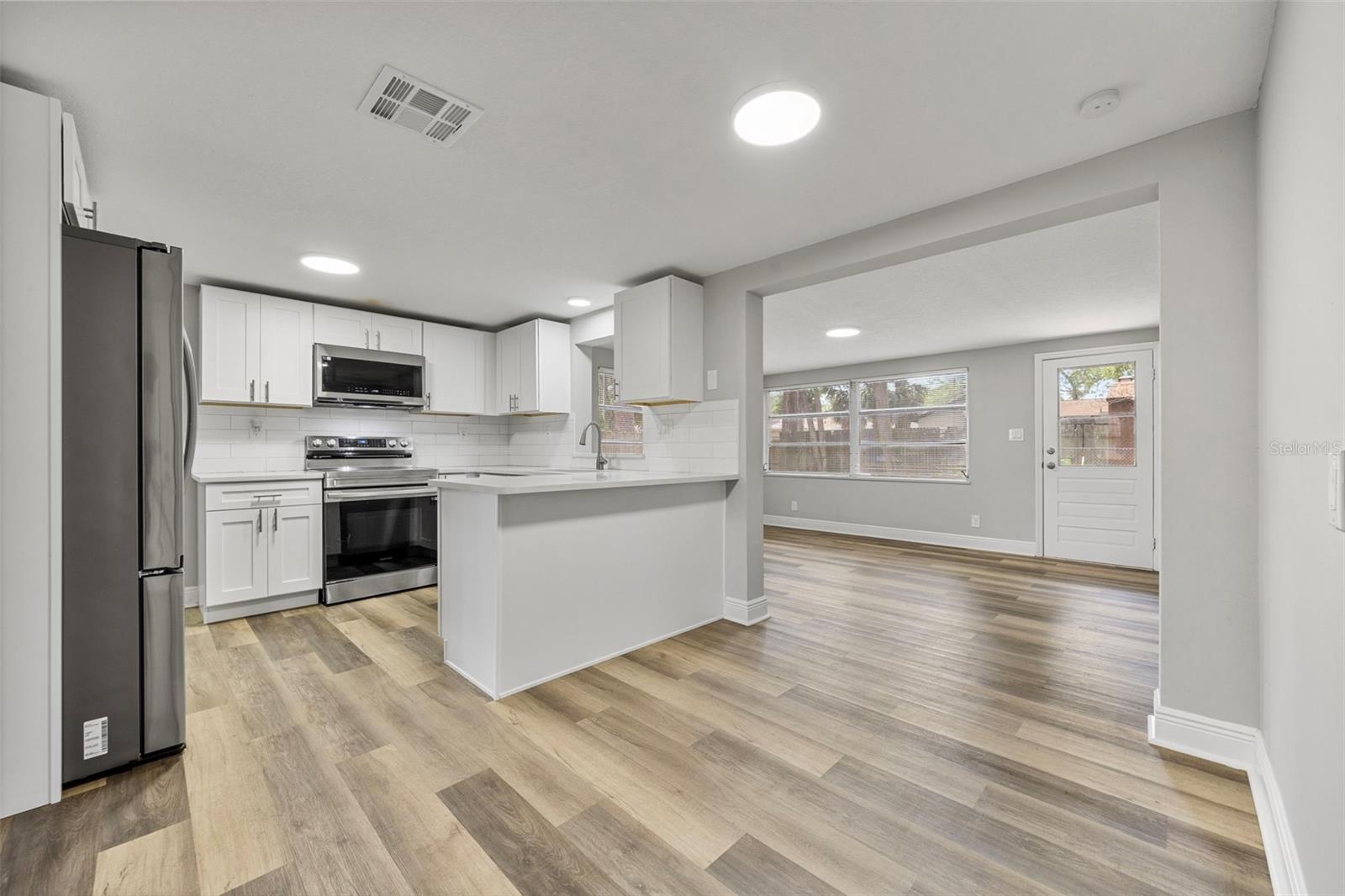 GULF COAST ESTATES - Residential