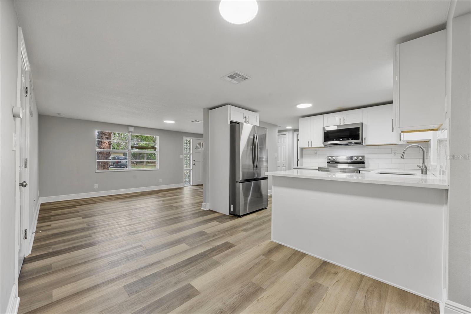 GULF COAST ESTATES - Residential