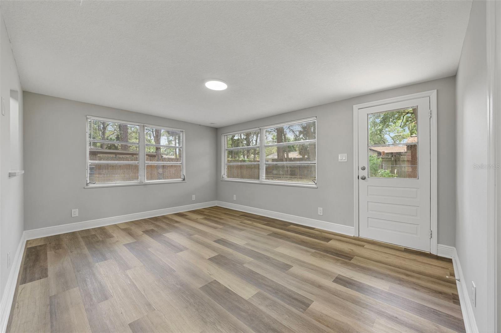 GULF COAST ESTATES - Residential