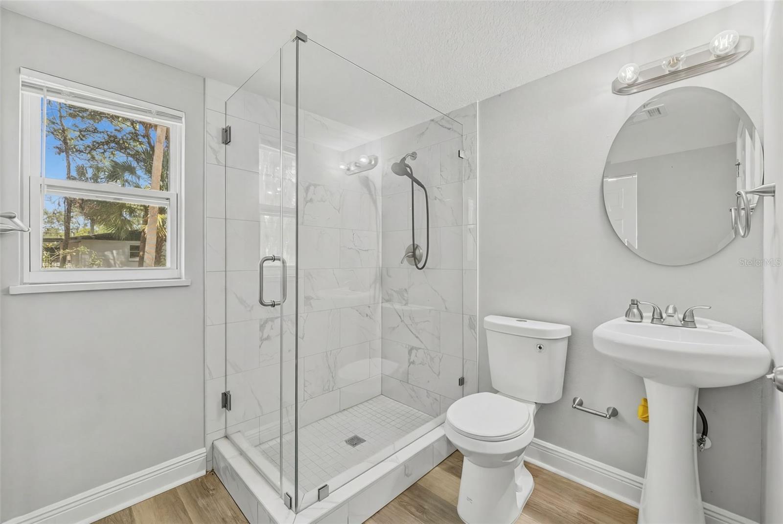 GULF COAST ESTATES - Residential