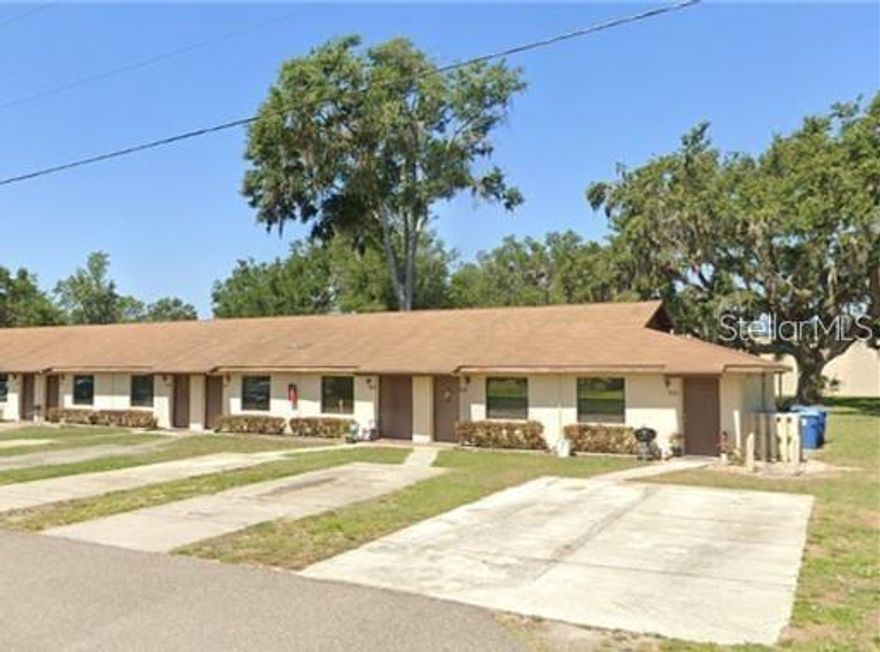 Welcome to these charming One-Bedroom, One-Bath First-Floor Apartments with updated kitchens and bathrooms, central A/C, off-street parking, with both tile and carpet, and a NEW ROOF!! 3 apartment units available #507 & #509 & #517. Available Immediately, NO PETS. Rent is $990.00 per month, ($960.00 rent, plus a $30.00/month water/sewer utility fee.) The total amount needed to move in,1st-month rent, plus 1-1/2 Month security deposit is $2,475.00 upon credit approval. The tenant is responsible for the electric. 1 Year Lease with a 5% increase within the 2nd year. This is a one-story apartment building with 11 units that has off-street Parking for 2 vehicles and the use of the Backyard.